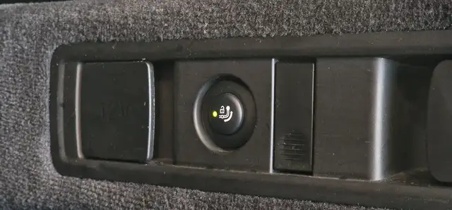 BMW X5 view 11