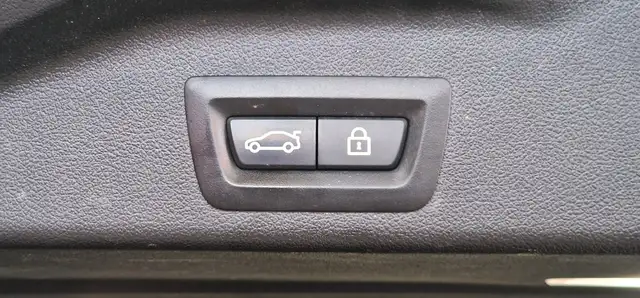 BMW X5 view 12