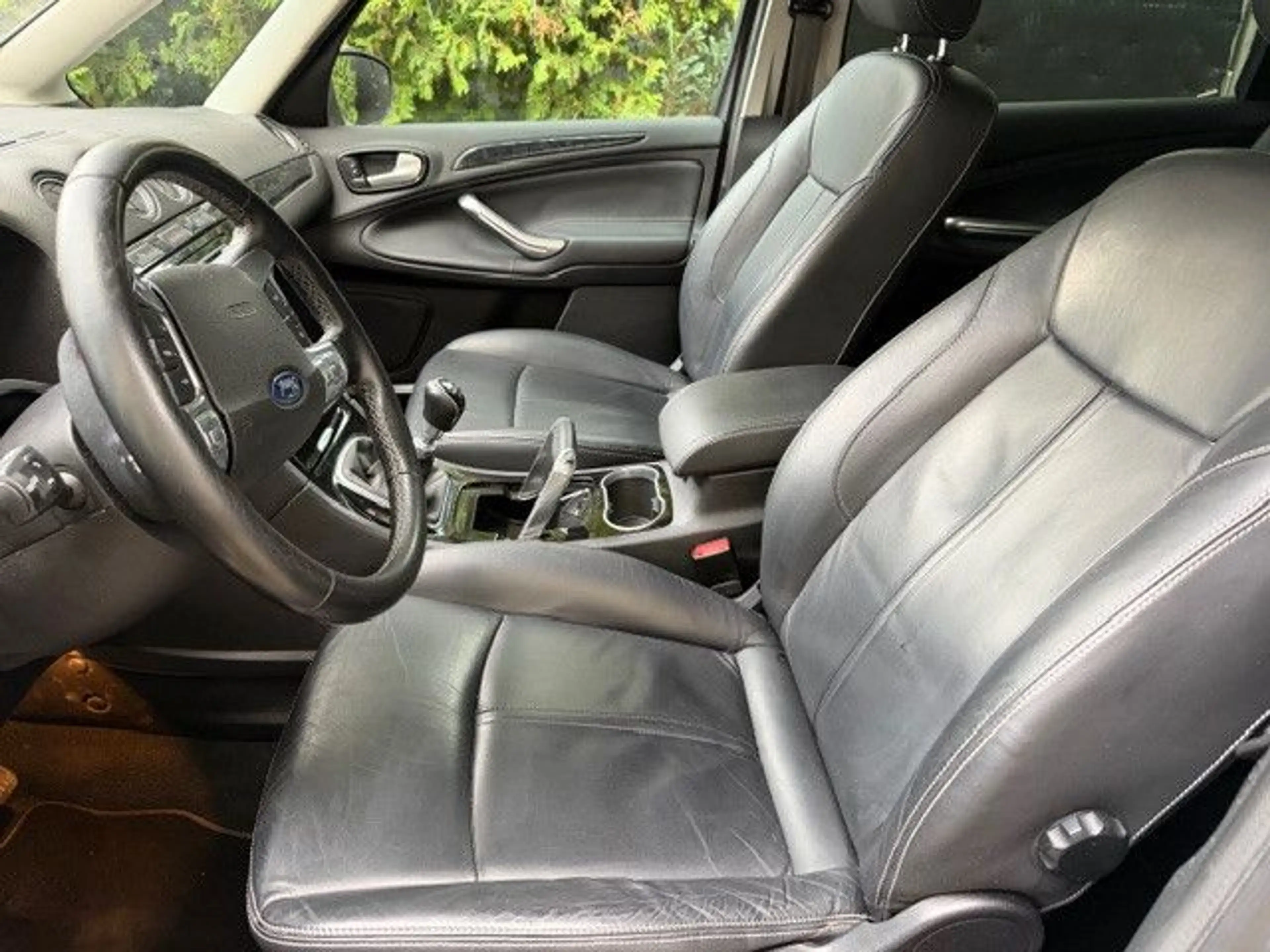 Ford Galaxy GALAXY GHIA TITANIUM NAVIGATION|LEDER|7 SITZER — photo 6