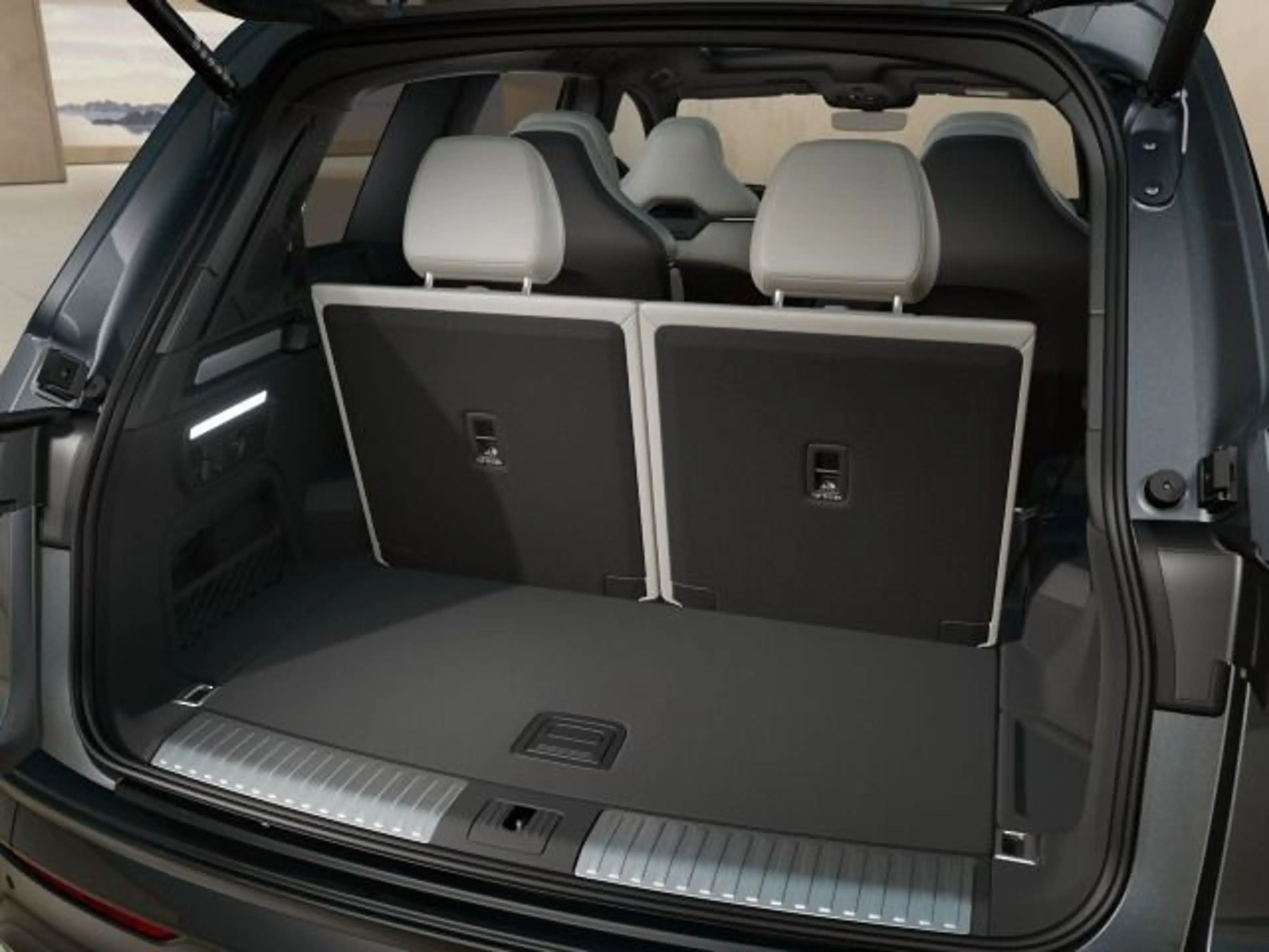 Audi Q7 SUV TDI quattro 220 kW tiptronic — photo 10