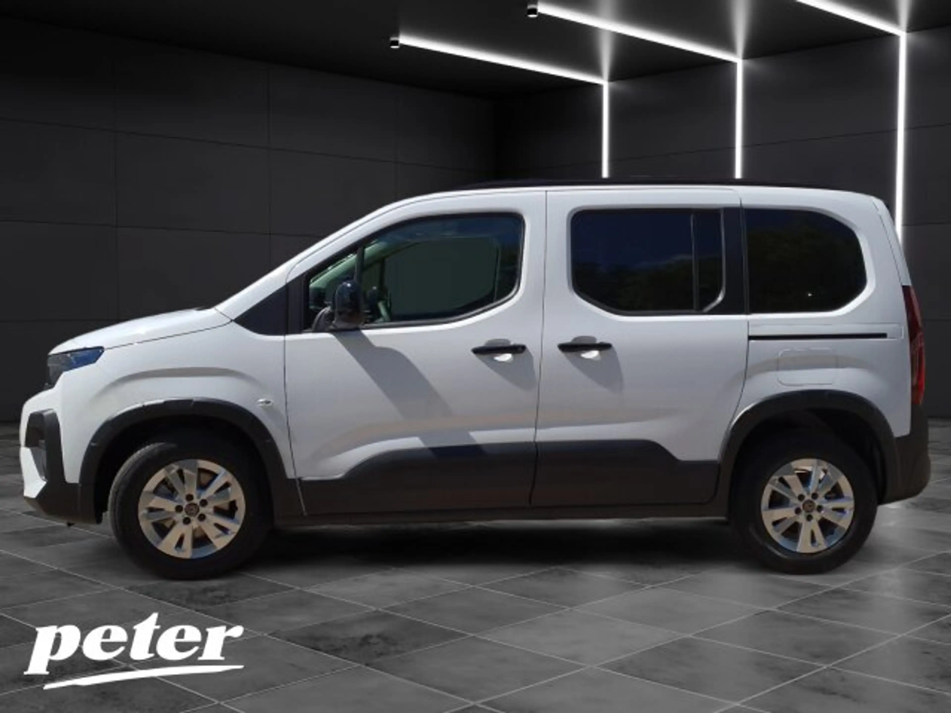 Peugeot Rifter Rifter Allure 100 +180°Kamera+Keyless+FSH+SHZ+ — photo 3
