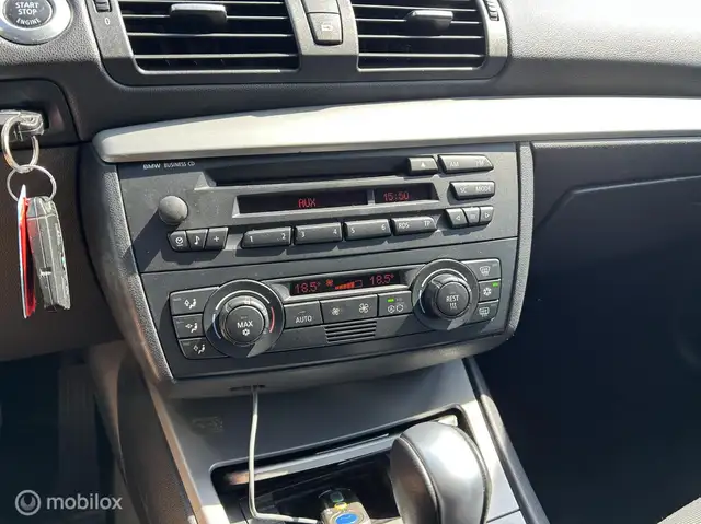 BMW 1 Series view 11
