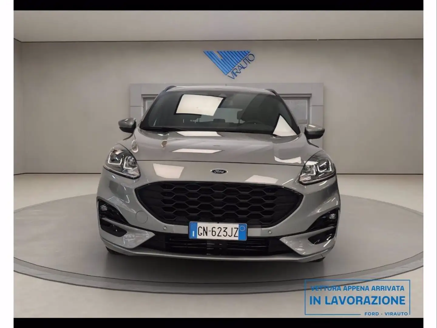 Ford Kuga 1.5 EcoBoost ST-Line Gris - 2