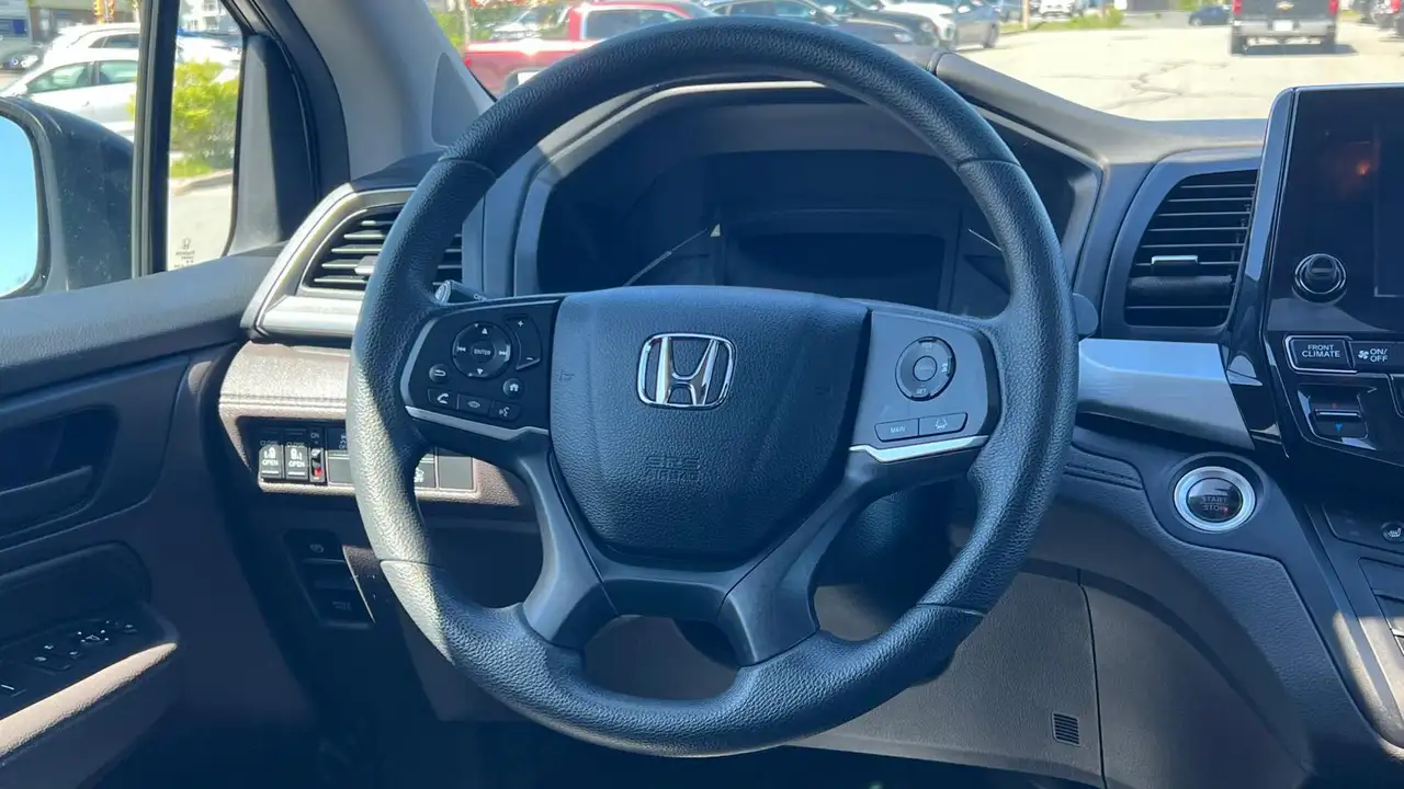 Honda Odyssey снимка Honda Odyssey