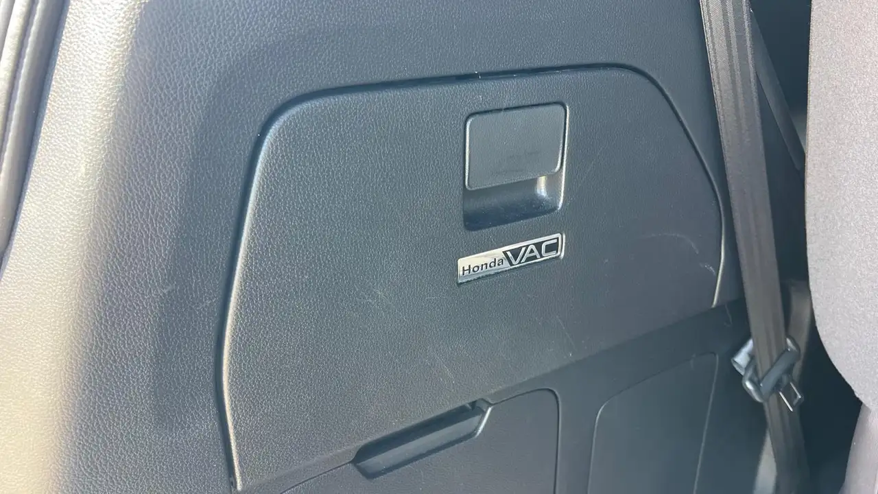 Honda Odyssey снимка Honda Odyssey