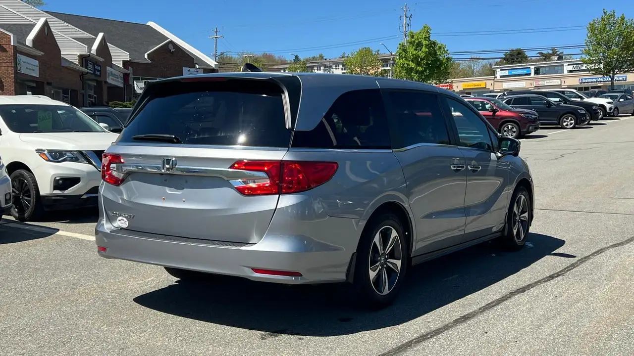 Honda Odyssey снимка Honda Odyssey