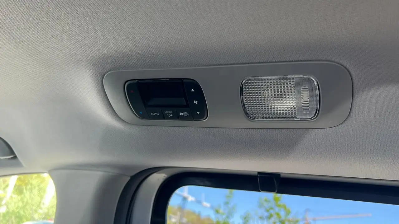Honda Odyssey снимка Honda Odyssey