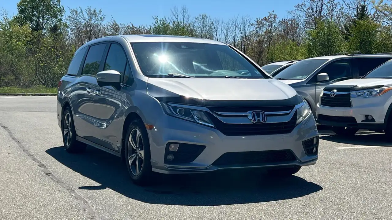 Honda Odyssey снимка Honda Odyssey