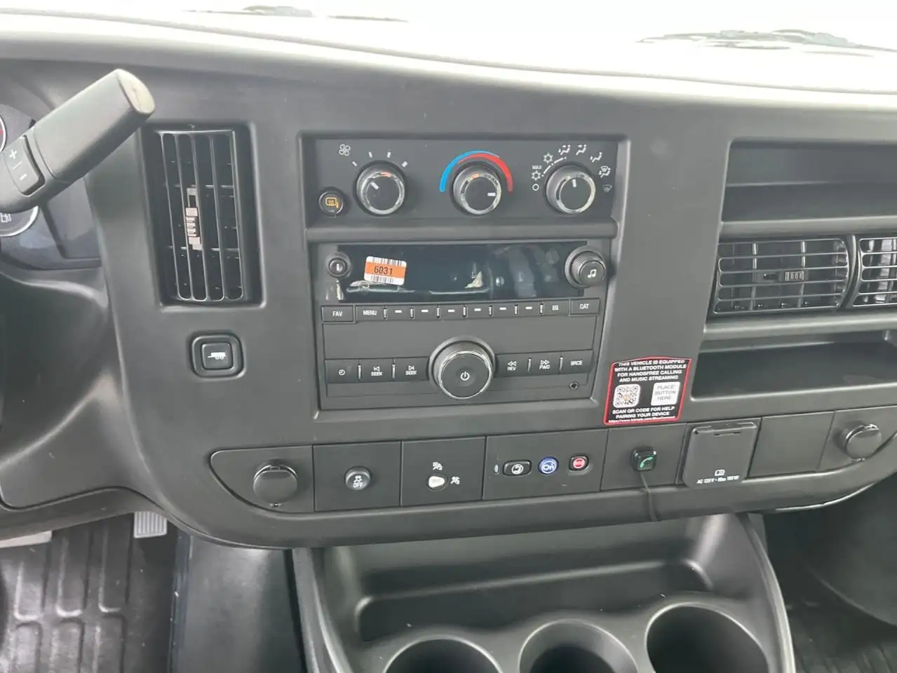 Chevrolet Express 2500 снимка Chevrolet Express 2500