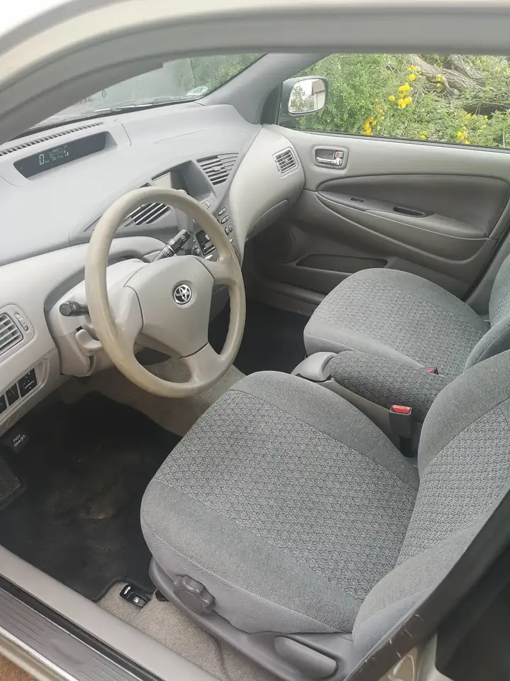 Toyota Prius (Hybrid), foto 7