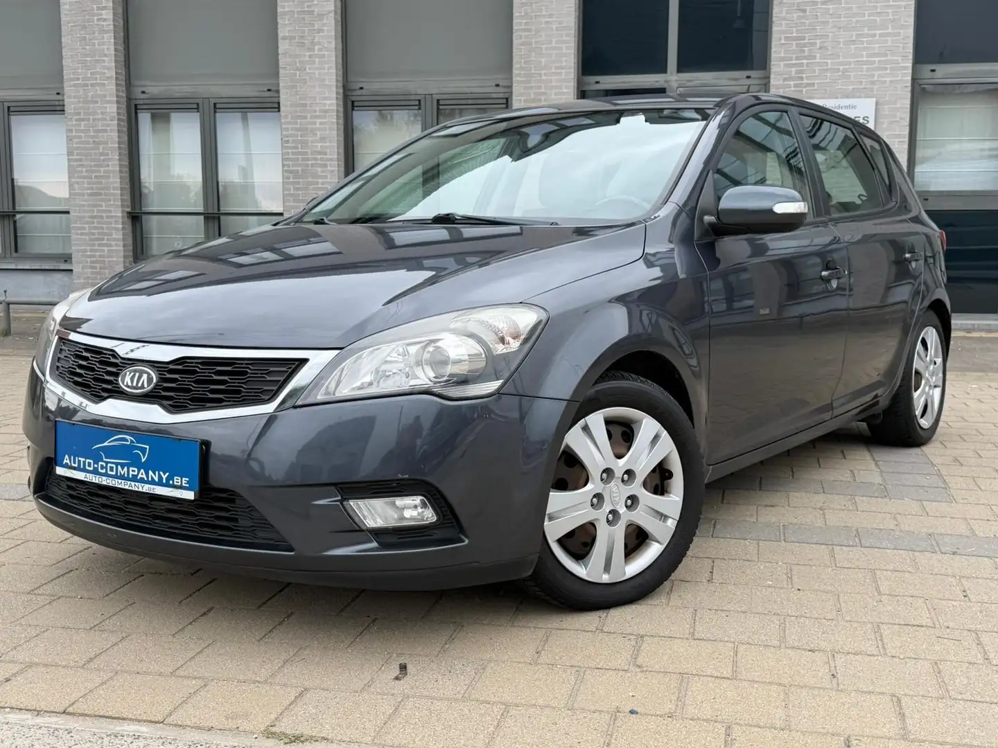 Kia Ceed / cee'd Ceed 1.6 CRDi 90 ISG Vision Grijs - 2