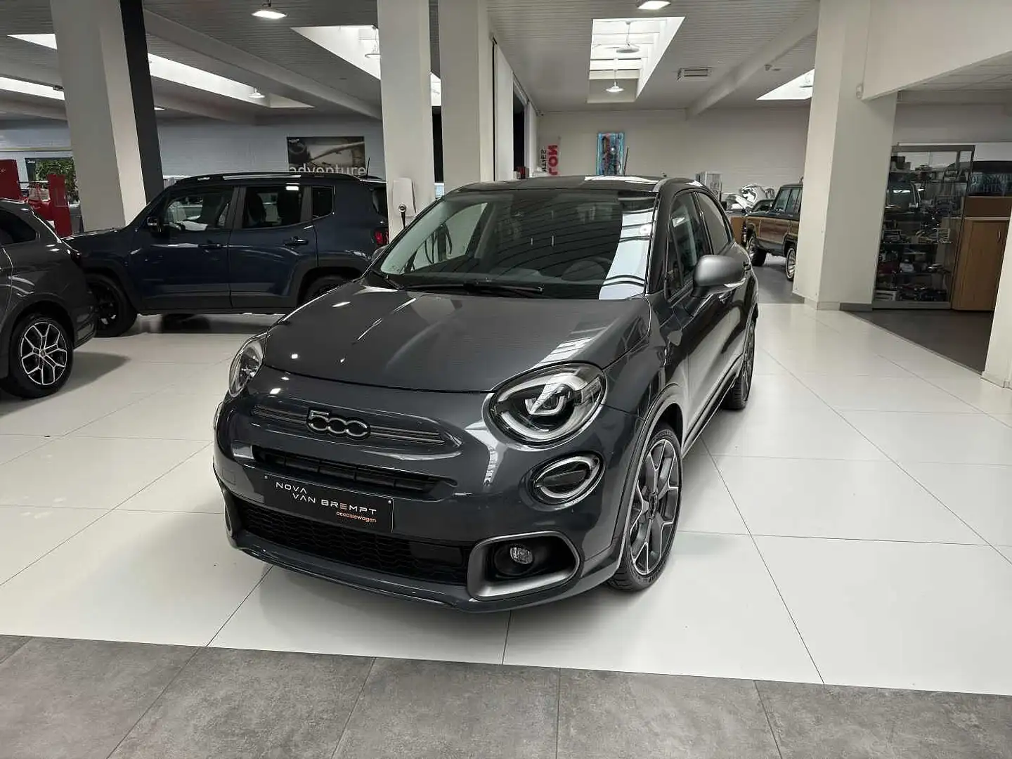 Fiat 500X MHEV SPORT DCT 130PK met CARPLAY Gris - 1