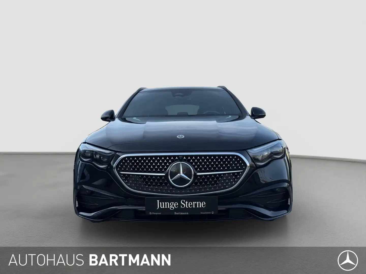 Mercedes-Benz E 220 E 220 d T AMG+PANO+360°+ NIGHT+TOTWINKEL+MEMORY+ Schwarz - 2