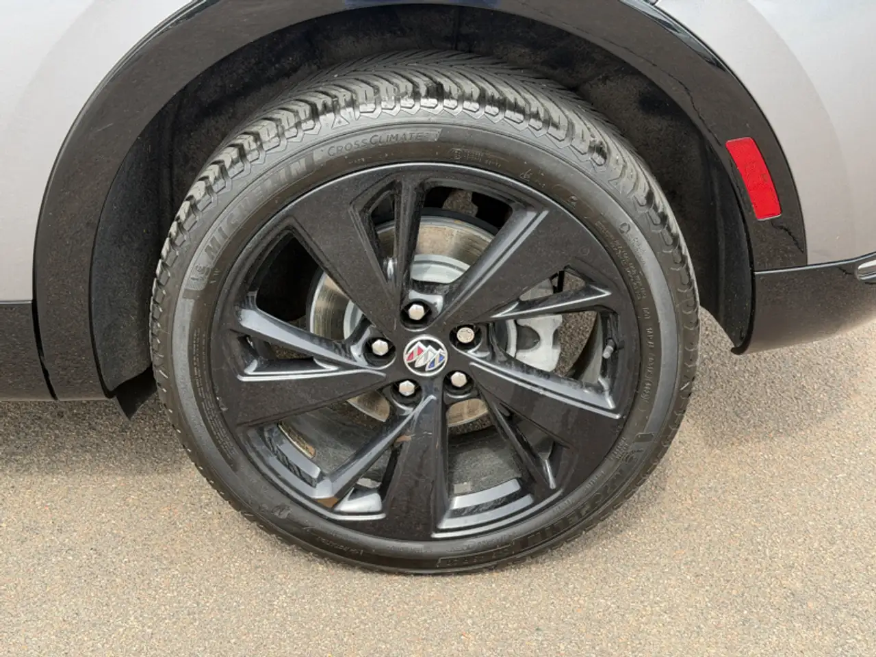 Buick Envision снимка Buick Envision