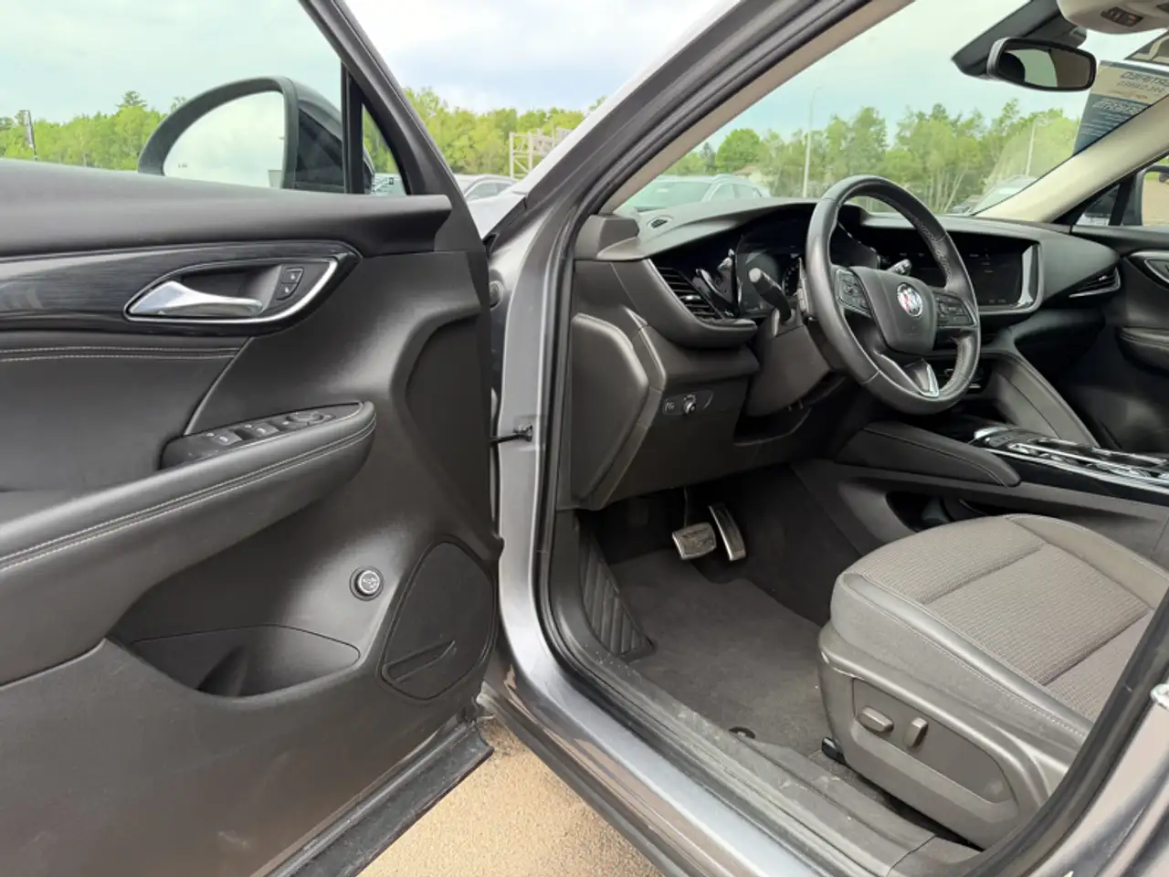 Buick Envision снимка Buick Envision