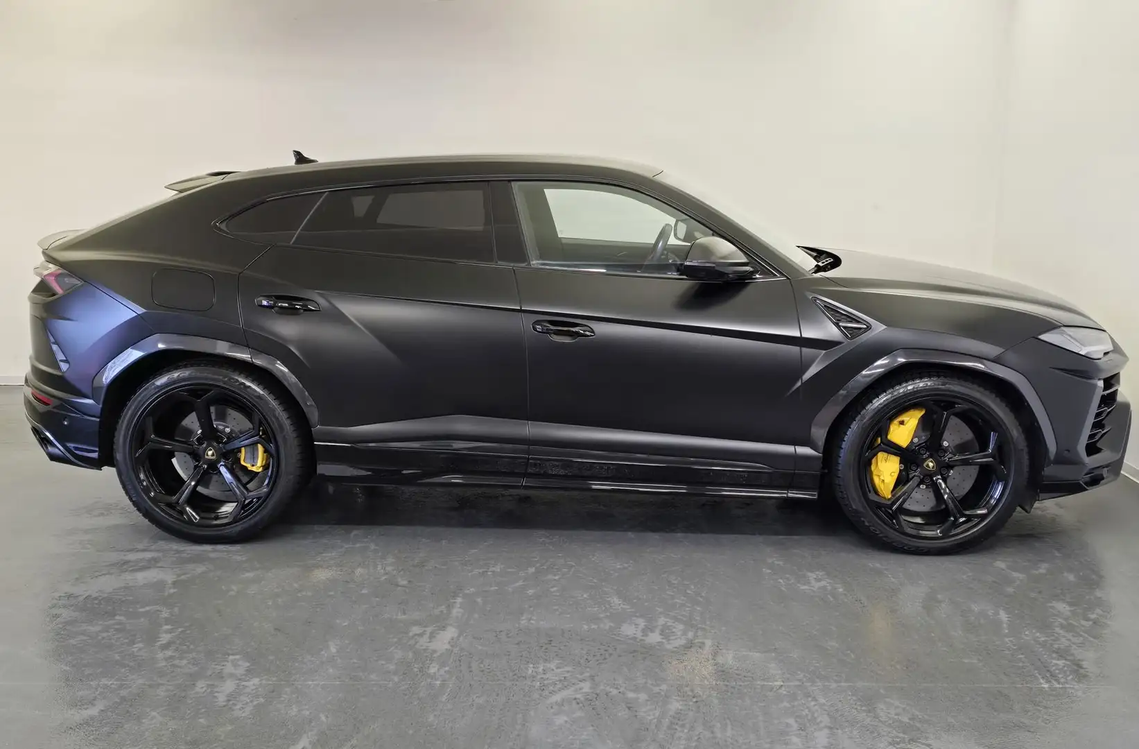 Lamborghini Urus Urus 4.0 Nero - 2