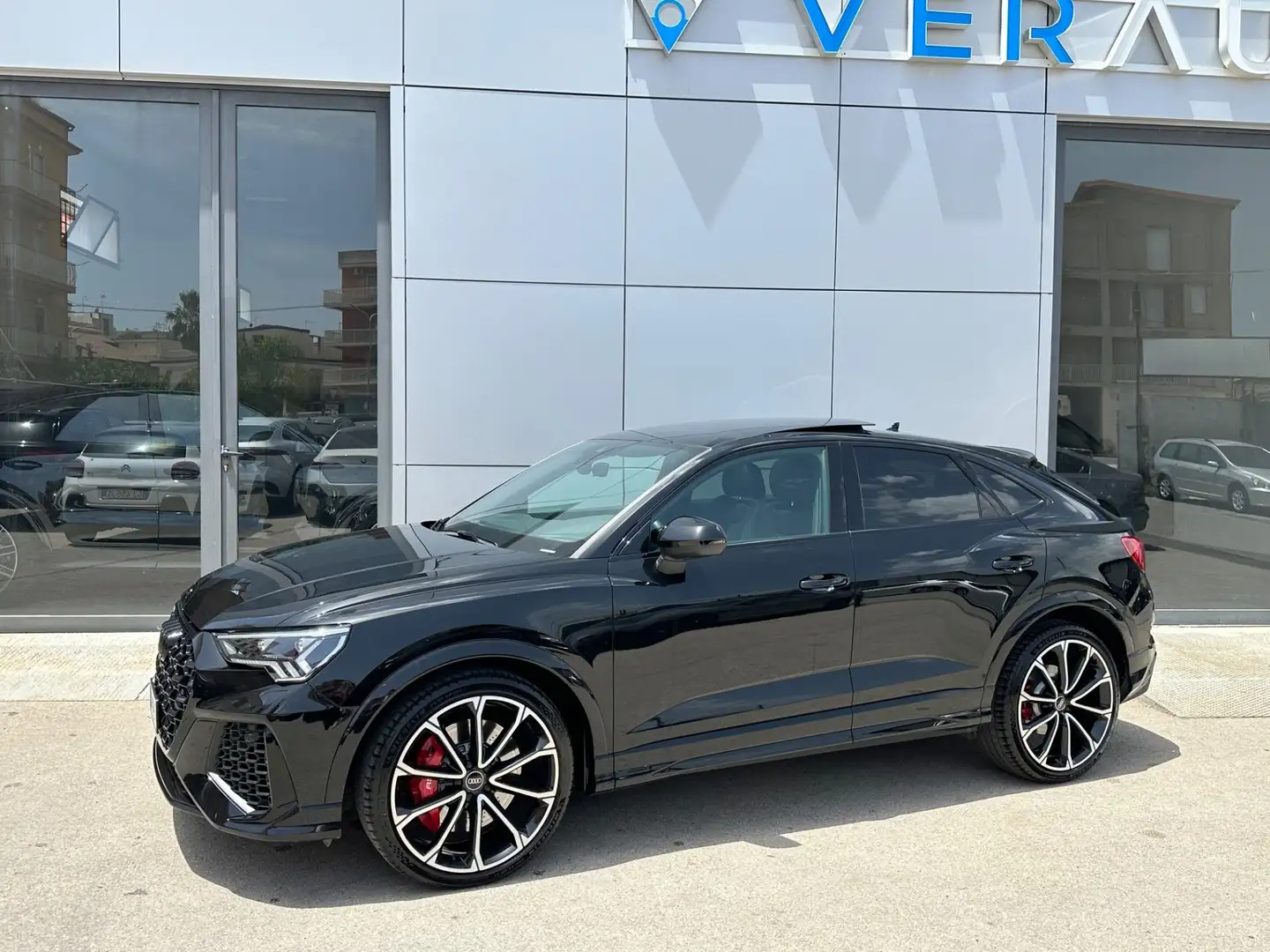 Audi RS Q3 Sportback 2.5 quattro s-tronic Nero - 2