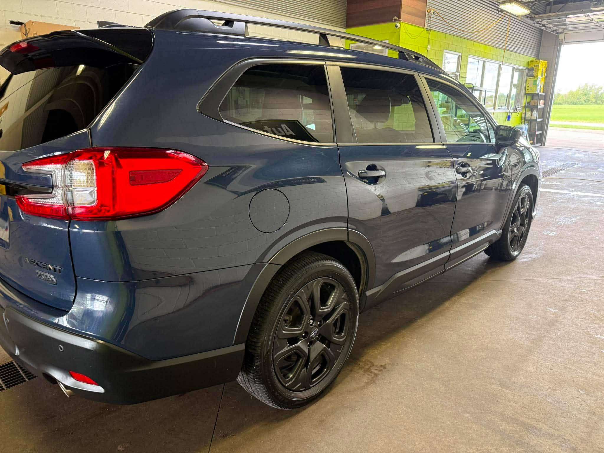 2025 Subaru Ascent Onyx — снимка 1