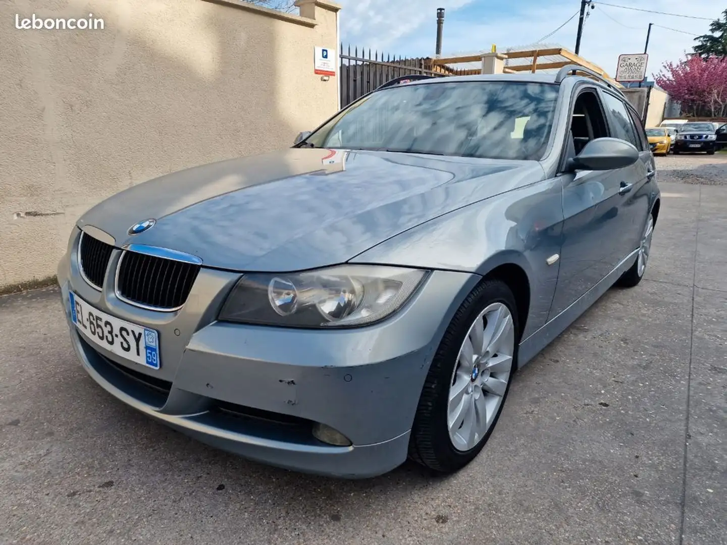 BMW 320 Touring 320d 150ch - 1