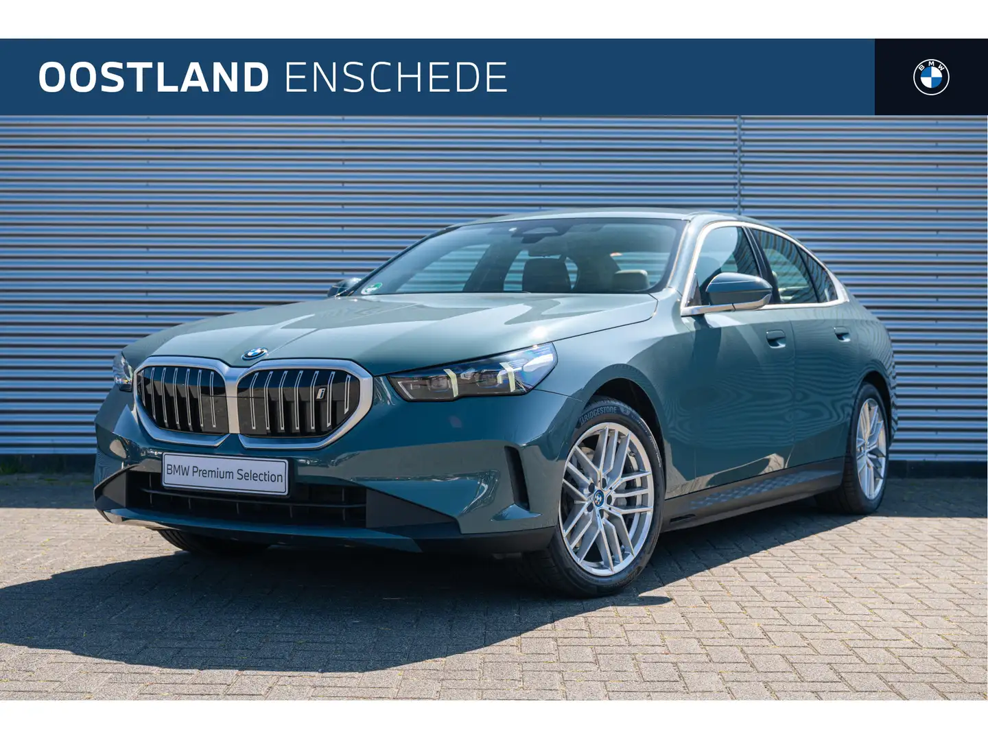 BMW i5 eDrive40 / Trekhaak / Bowers & Wilkins / Adaptieve Verde - 1