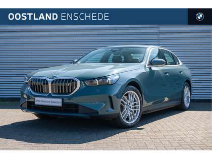 BMW i5 eDrive40 / Trekhaak / Bowers & Wilkins / Adaptieve