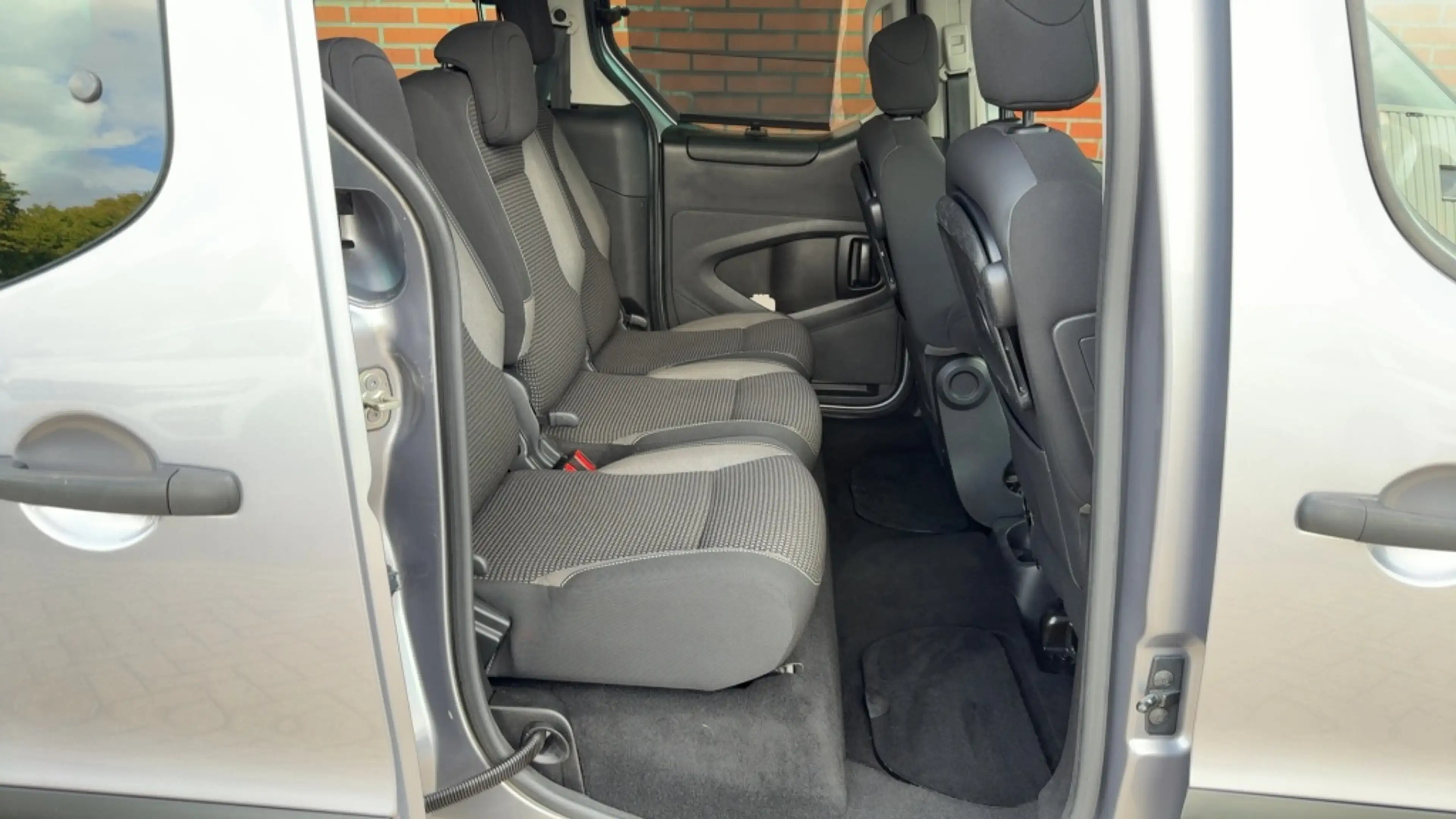 Peugeot Partner Tepee 1.2 PureTech 110PK Allure Camera Navigatie T — photo 7