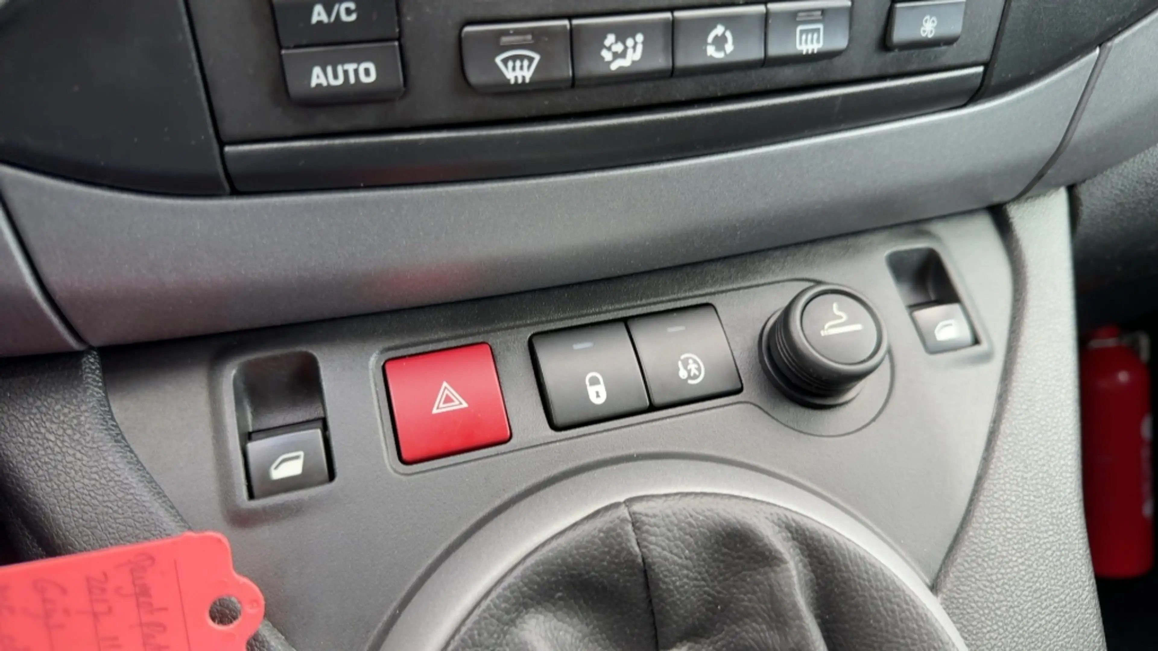 Peugeot Partner Tepee 1.2 PureTech 110PK Allure Camera Navigatie T — photo 15