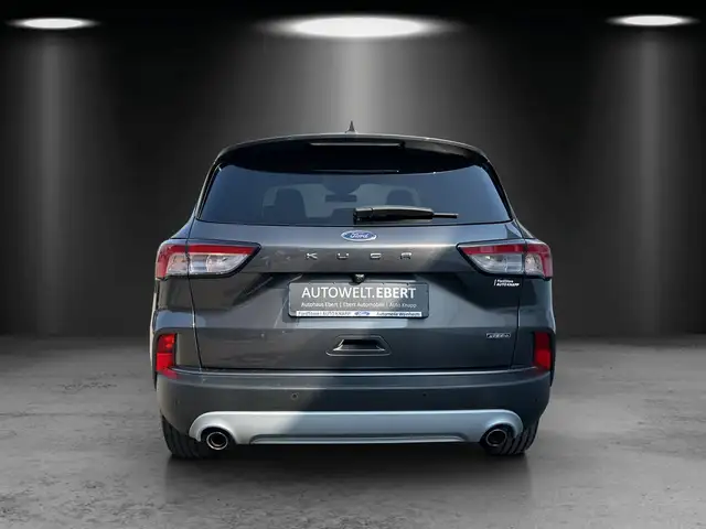 Ford Kuga view 4