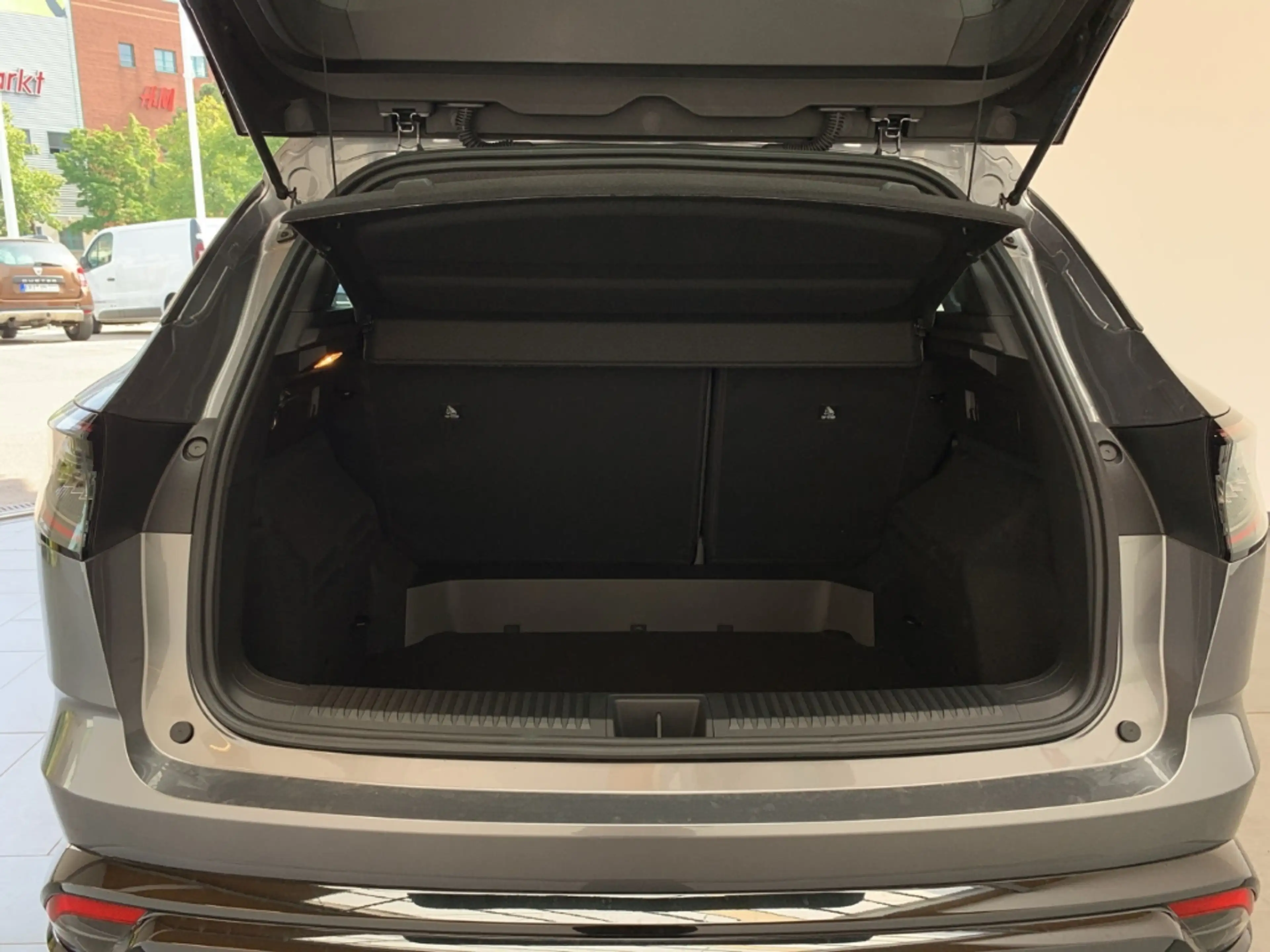Renault Austral EVOLUTION 1.3 TCe 160 Mild Hybrid Evolution SHZ — photo 12