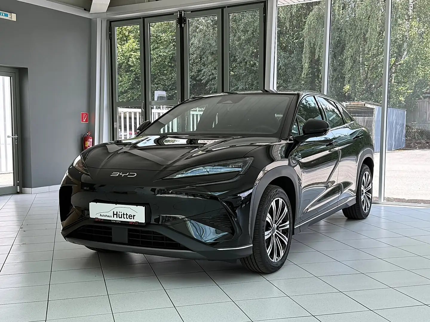BYD Sealion 7 EV Comfort RWD 82,5kWh Schwarz - 1