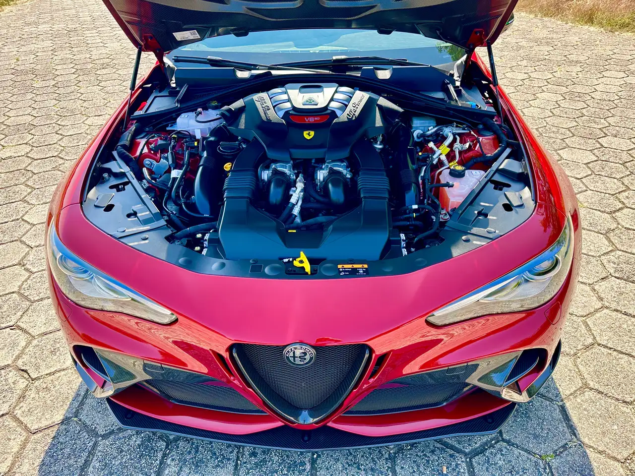Alfa Romeo Giulia 2025 — фото 12