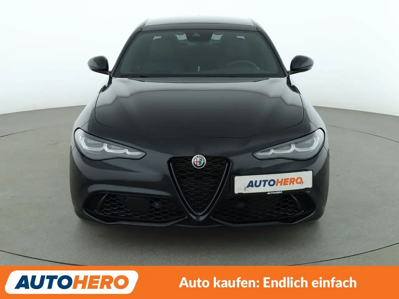 Alfa Romeo Giulia 2023 — фото 9