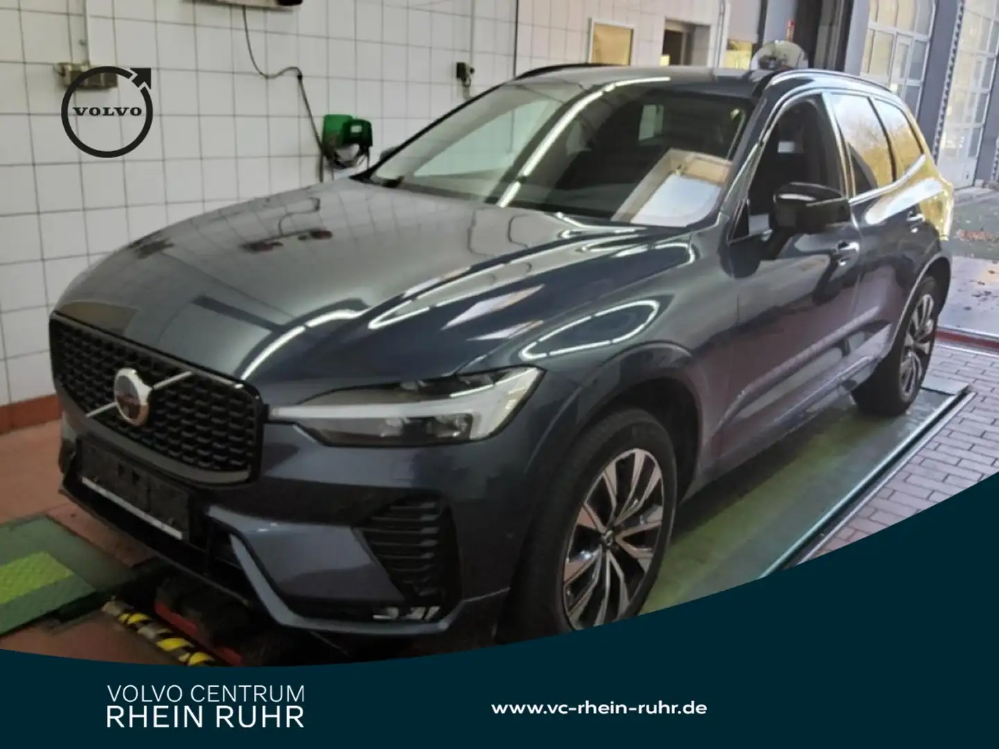 Volvo XC60 B4  PLUS DARK FAP+HKSOUND+LICHTPAK+PANO+MET Blau - 1