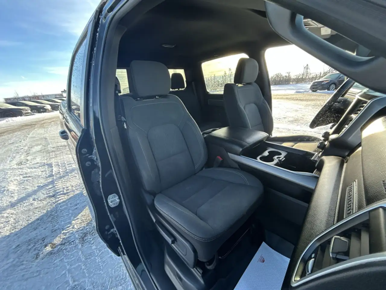 RAM 1500 снимка RAM 1500