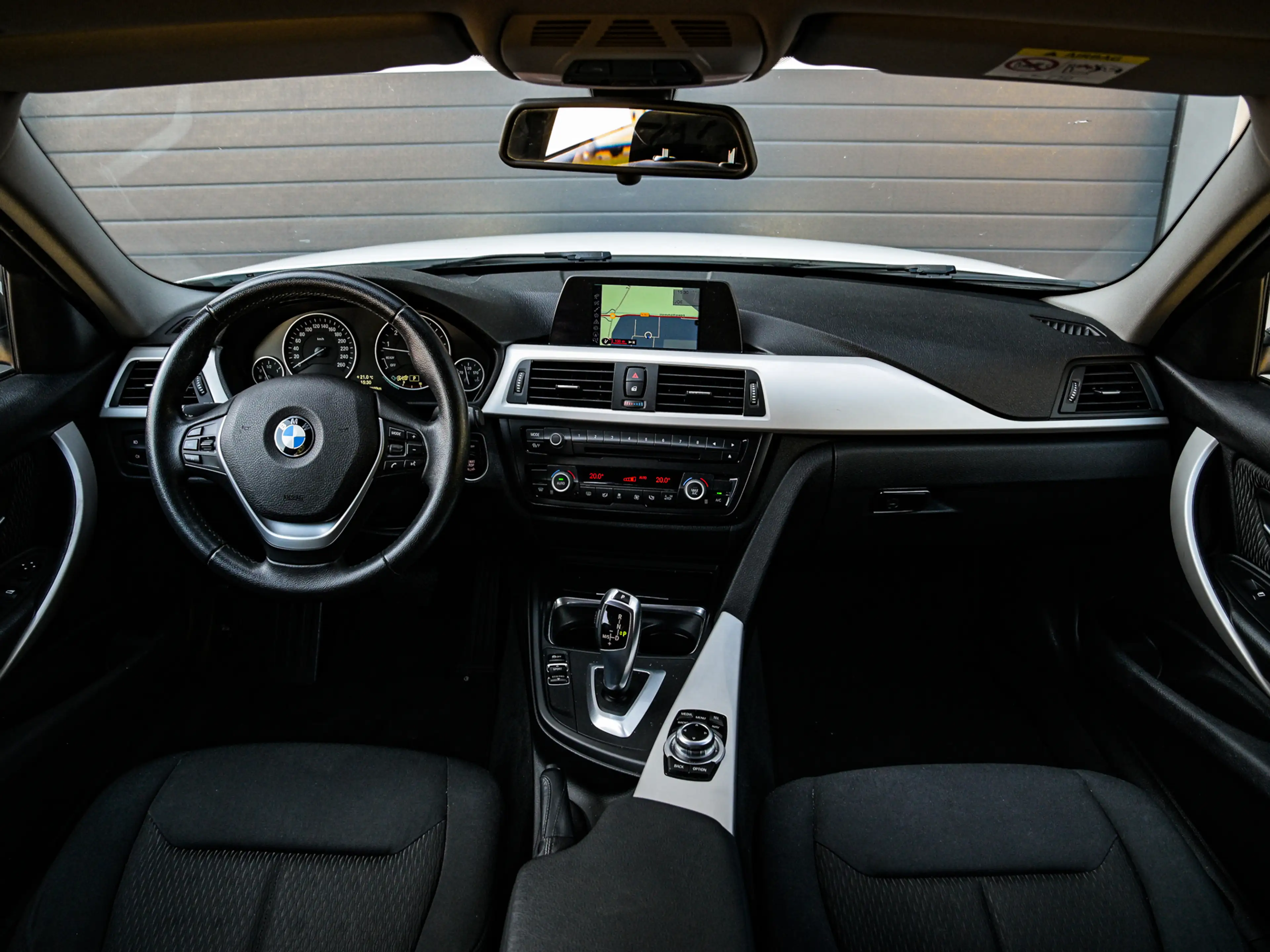 BMW 316 3-serie Touring 316i Executive Upgrade | Automaat — photo 3