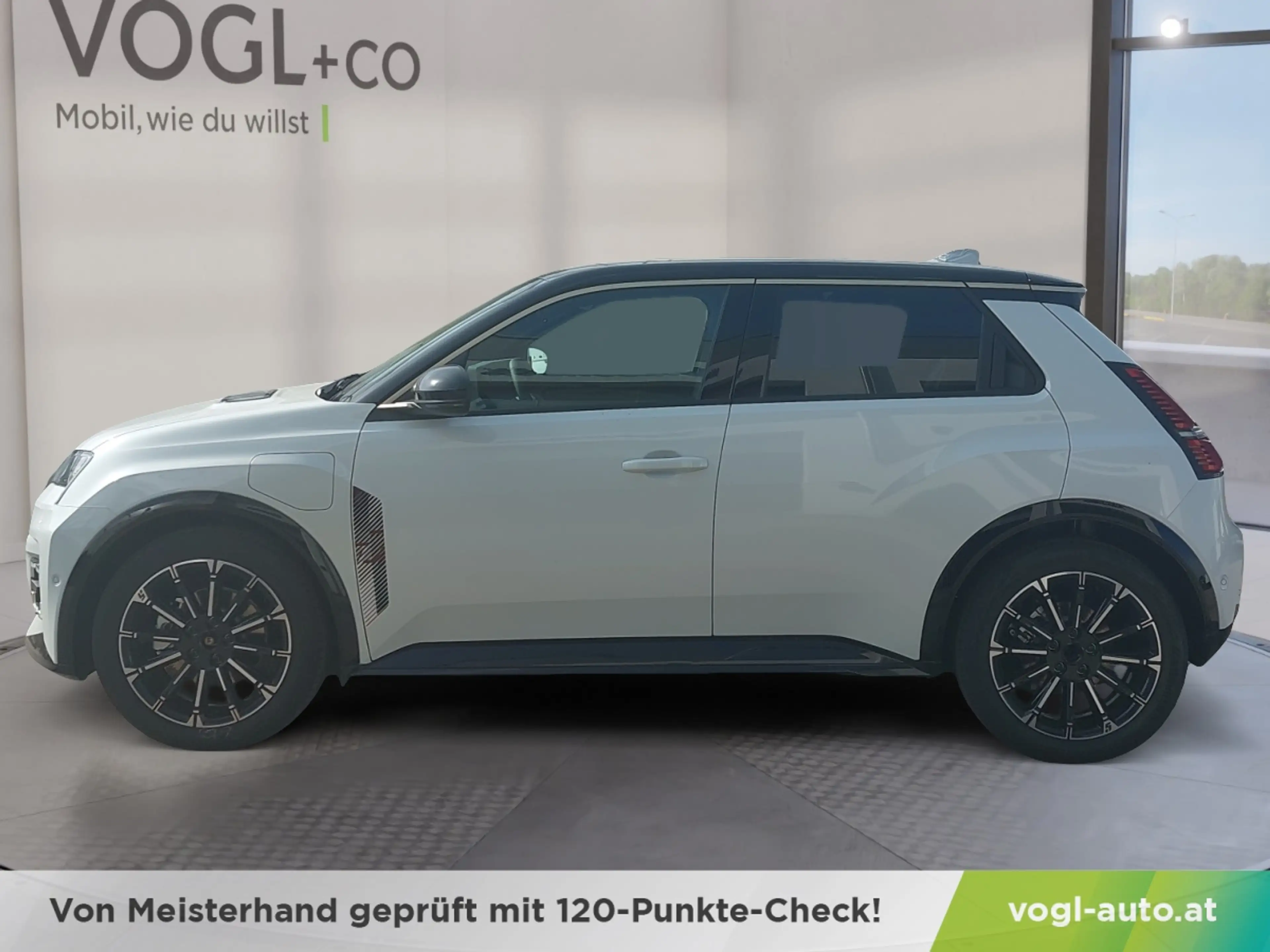Renault R 5 E-TECH ELECTRIC Iconic Five 150 PS — photo 2