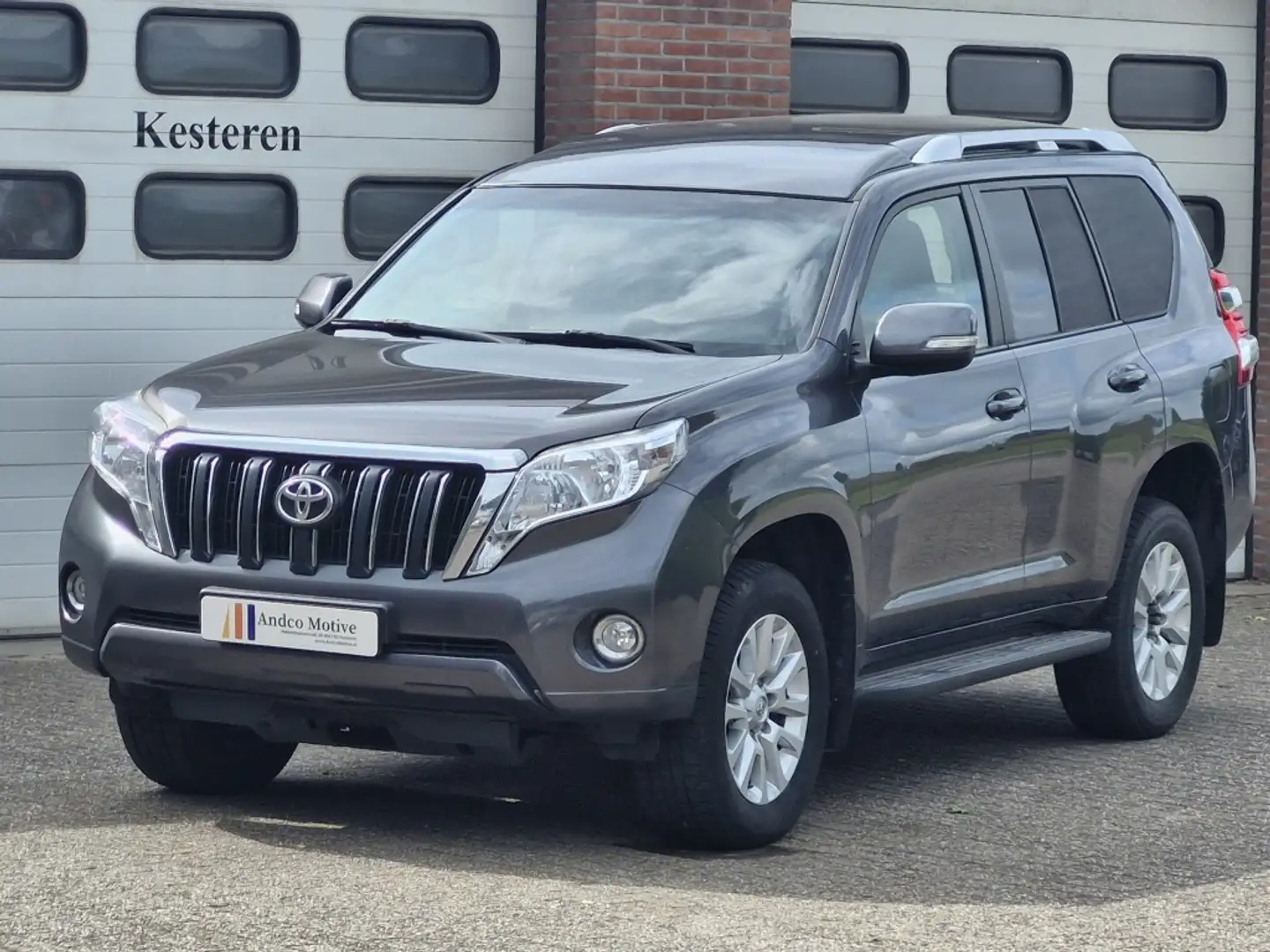 Toyota Land Cruiser 2.8 D-4D VX Bl.Van 1e eigenaar, dealer onderhouden Gris - 1