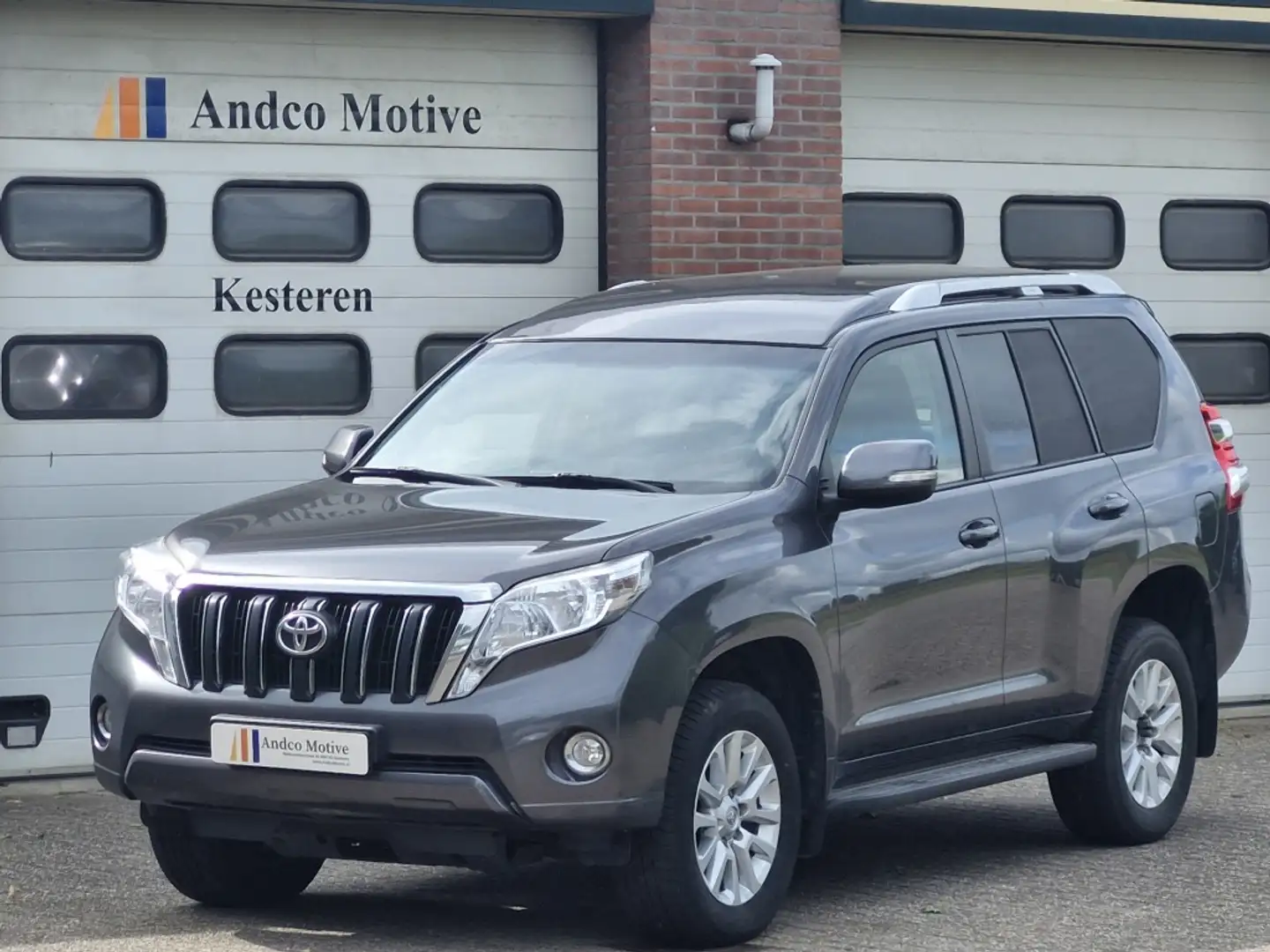 Toyota Land Cruiser 2.8 D-4D VX Bl.Van 1e eigenaar, dealer onderhouden Gris - 2