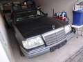Mercedes-Benz CE 220 W124 220 Cabrio Schwarz - thumbnail 2