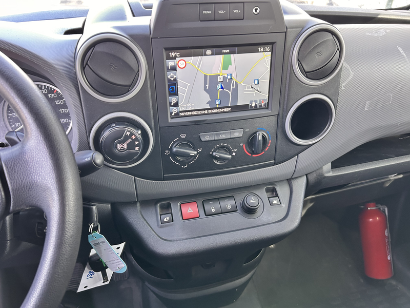 Peugeot Partner Partner Tepee 1.6 BlueHDi Active S — photo 13