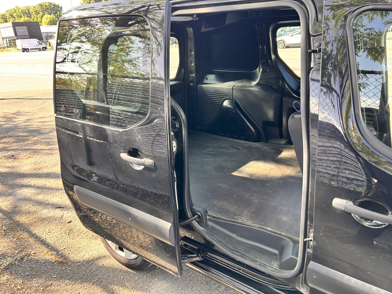 Peugeot Partner Partner Tepee 1.6 BlueHDi Active S — photo 8
