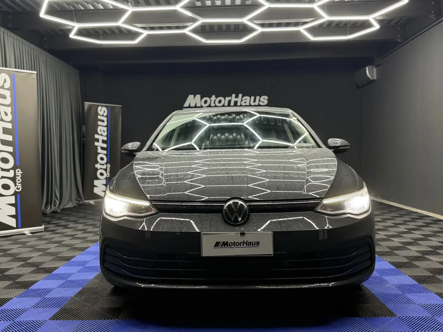 Volkswagen Golf 1.0 tsi Life 110cv Gris - 2