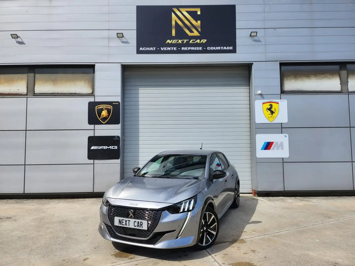 Peugeot 208 1.2i 130 PureTech GTline Grau - 1