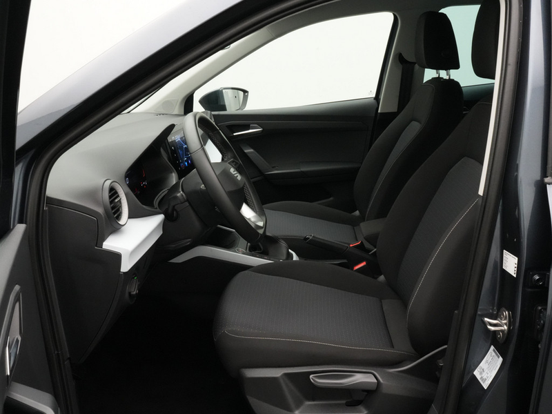 SEAT Arona Style KEYLESS PDC KAM ACC SHZ NAVI VIRT — photo 11