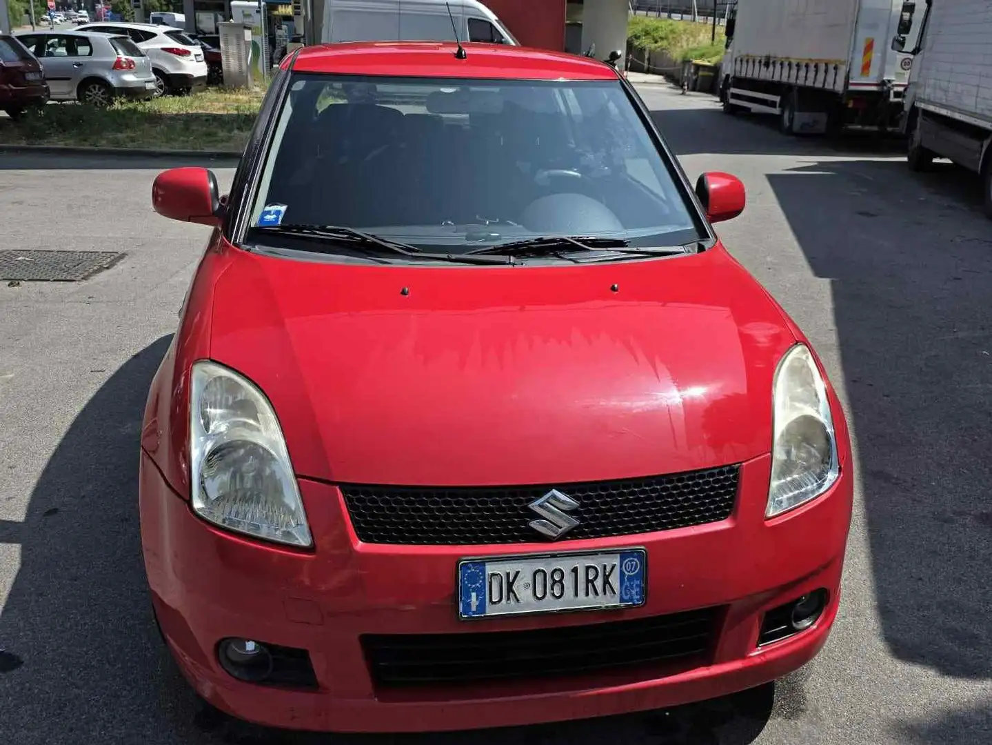 Suzuki Swift 1.3 DDiS 5P DOPPIO TRENO GOMME Rood - 2
