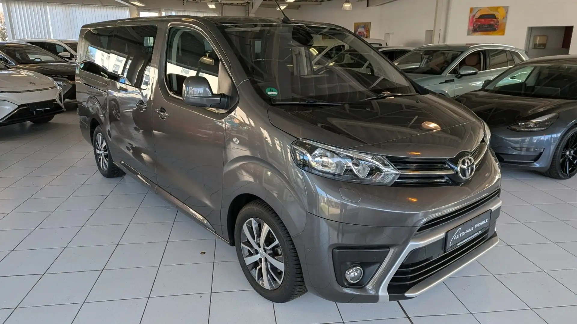 Toyota Proace Verso L2 Shuttle Comfort *AHK*Automatik* Grau - 2