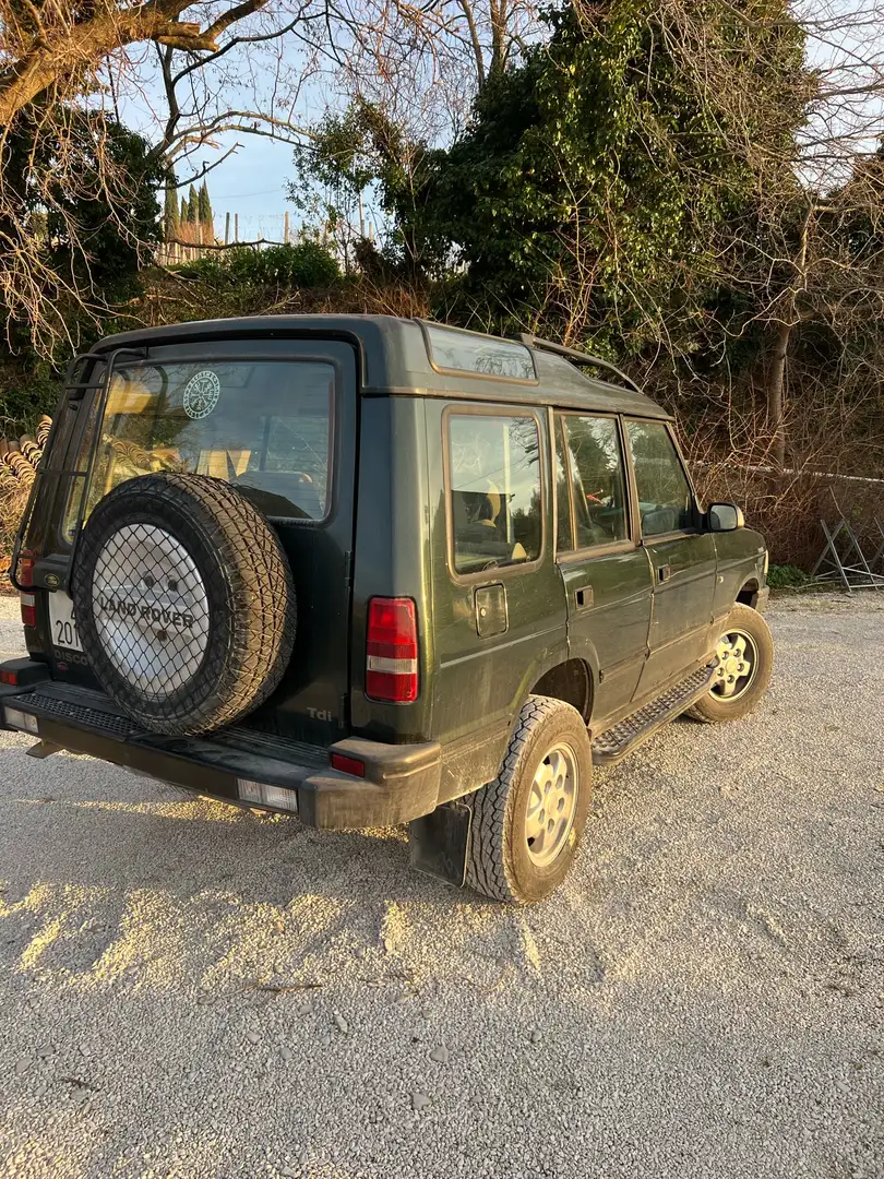Land Rover Discovery 5p 2.5 tdi Luxury Green - 2
