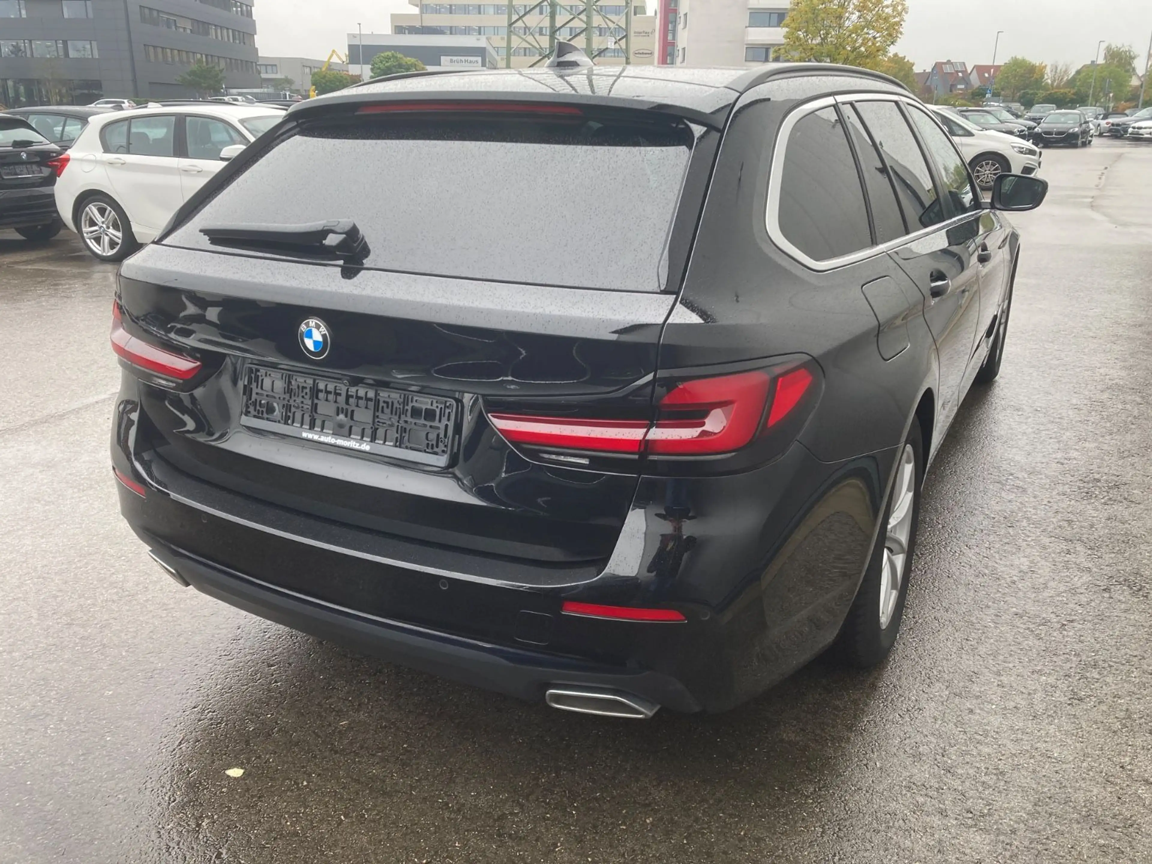 BMW 520 iA*Touring *WLAN*DAB*LED*Teilleder — photo 5