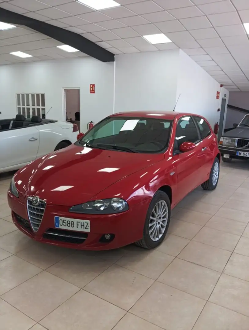 Alfa Romeo 147 1.9JTD Selective 120 Rouge - 1