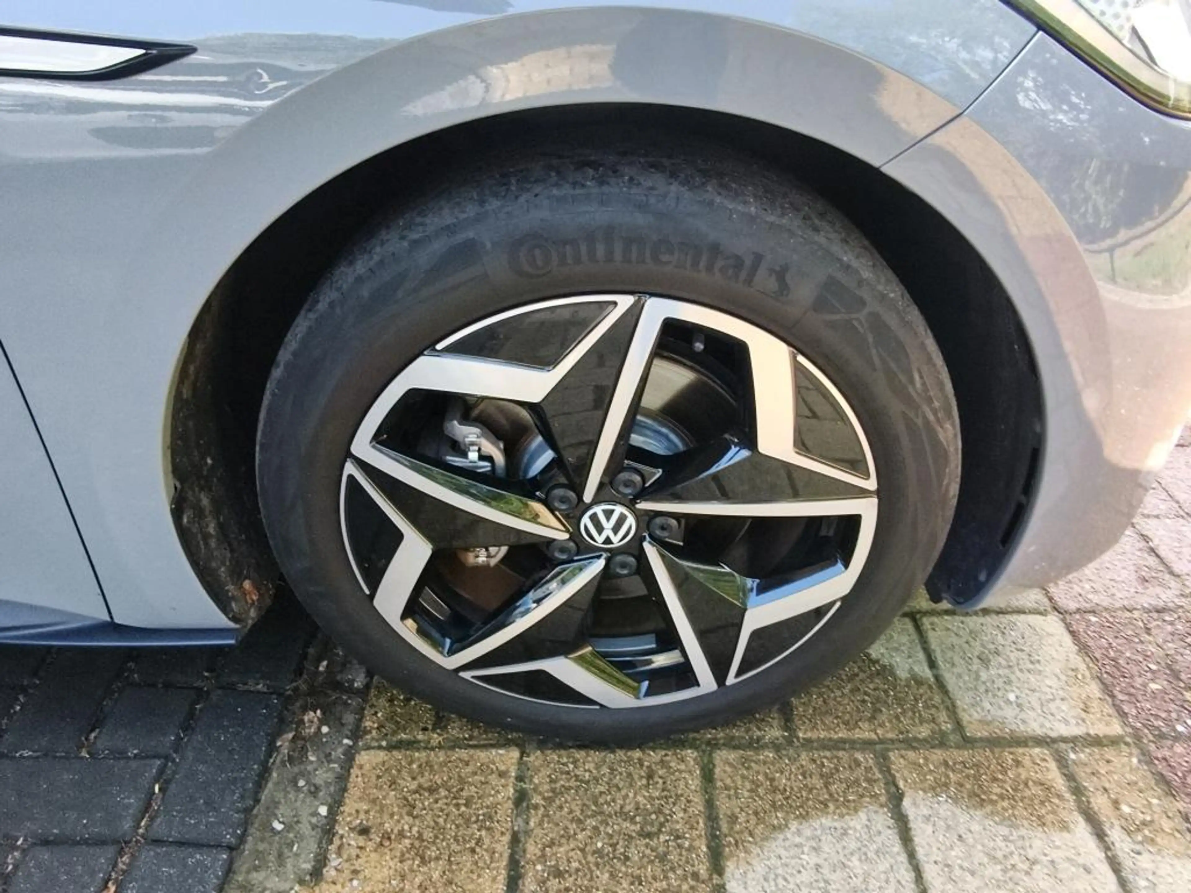 Volkswagen ID.3 First Plus 58 kWh / Navigatie / LED Matrix / LM 19 — photo 8